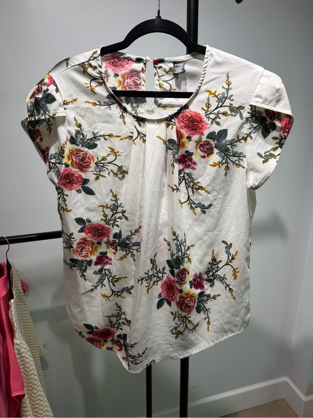 SHEIN Cream Floral Short Sleeve Blouse with Roses